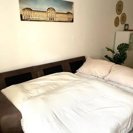Apartment Urban Retreat - And Historic Wurzburg